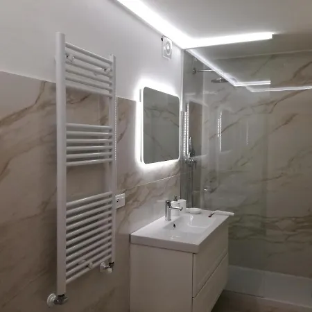 Tra I Rivi Триест